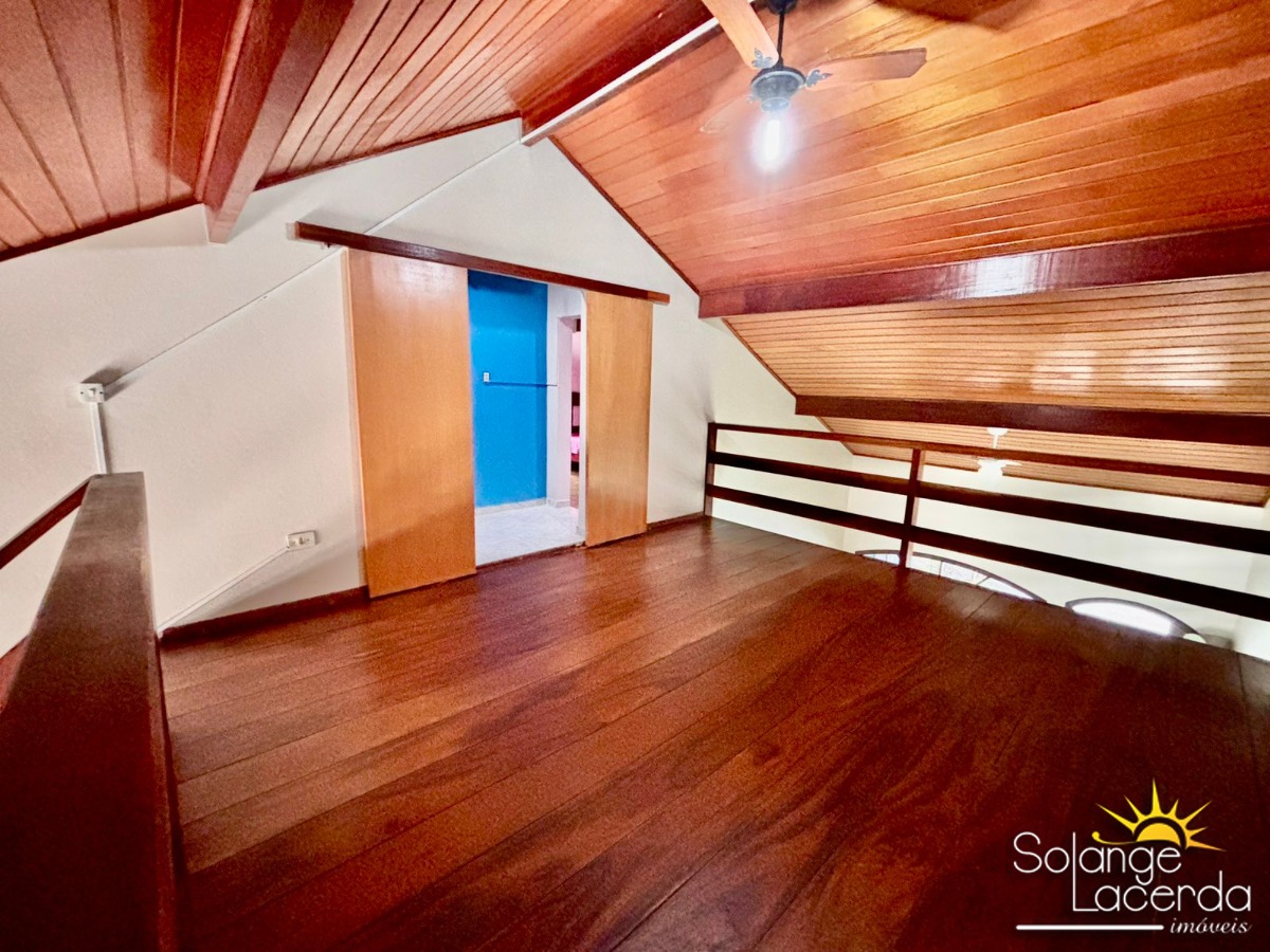 Casa, 6 quartos, 200 m² - Foto 19