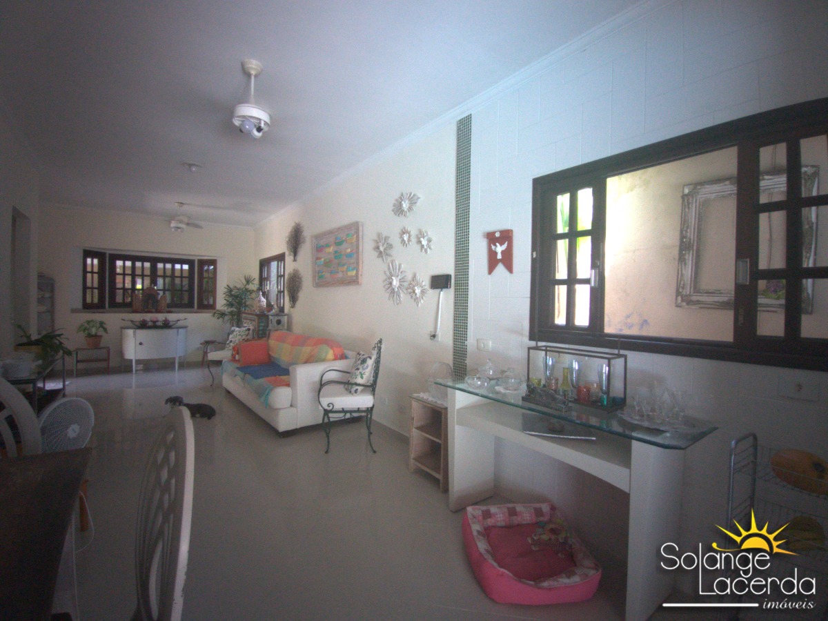 Bela Casa Térrea - Piscina - Escritura Definitiva