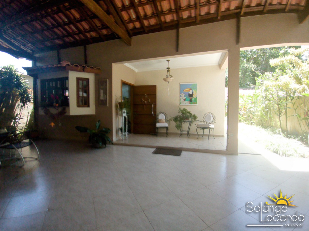Bela Casa Térrea - Piscina - Escritura Definitiva